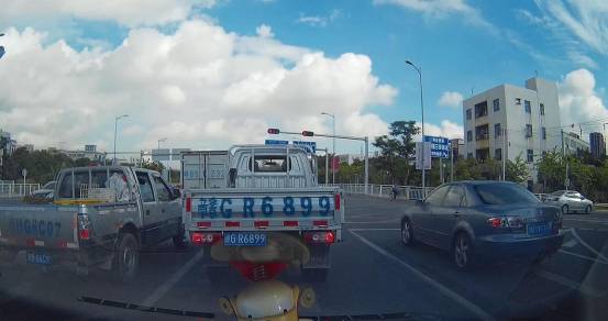 極清攝錄 大智G320行車記錄儀行車實拍