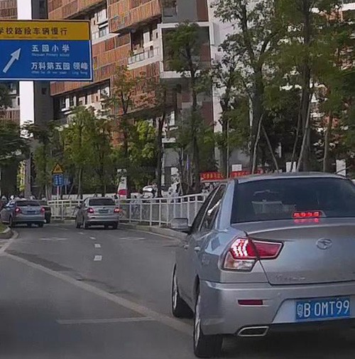 DAZA大智極清夜視行車記錄儀G271