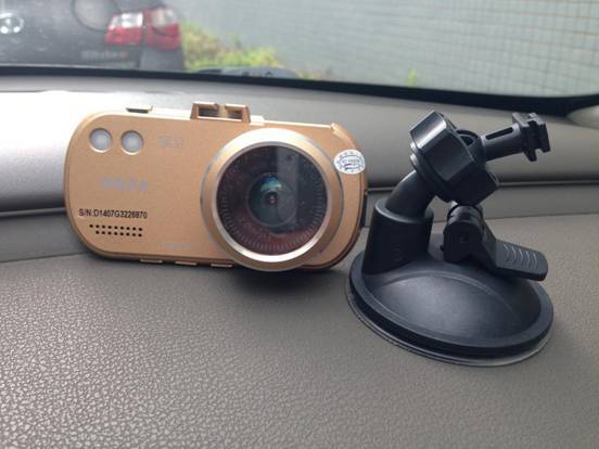 簡便 大智G322極清行車記錄儀上車安裝實拍